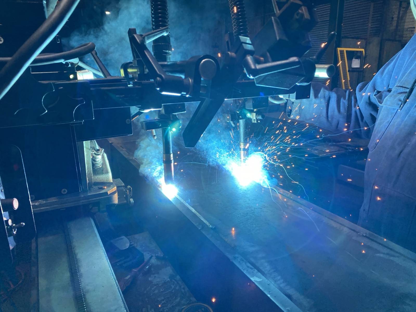 Collaborative welding robot